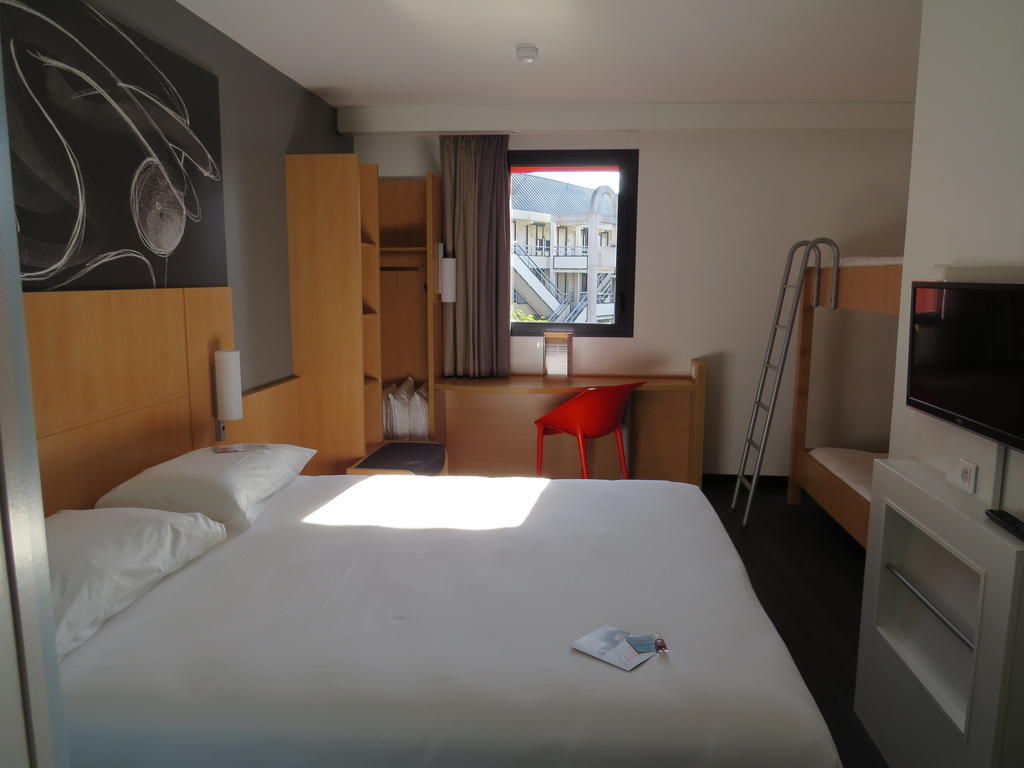 Ibis Soissons Hotel Room photo